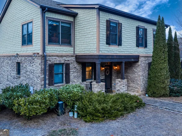 43 Seasons View Ct, Clarkesville, GA 30523