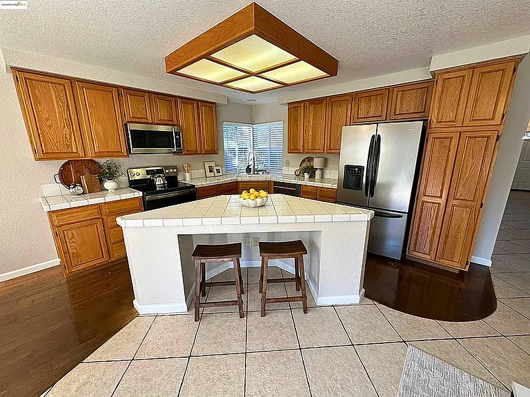 1590 Doe Trail Ln — Photo 6