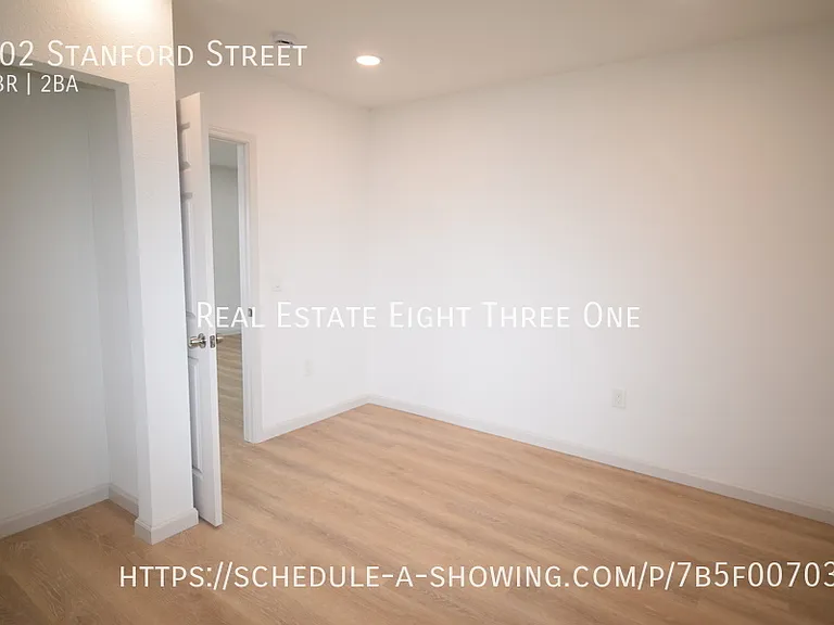 202 Stanford St — Photo 17
