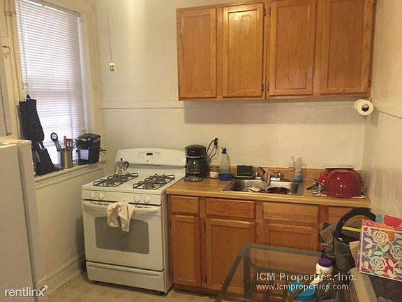 2nd image of 4844 N Rockwell St APT 2610-2R