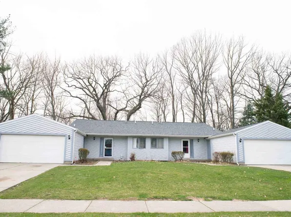 4947 Stauffer Ave SE, Kentwood, MI 49508
