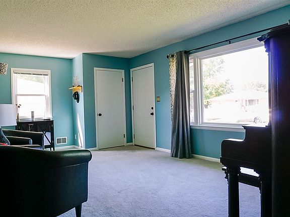 2nd image of 3719 D Ave