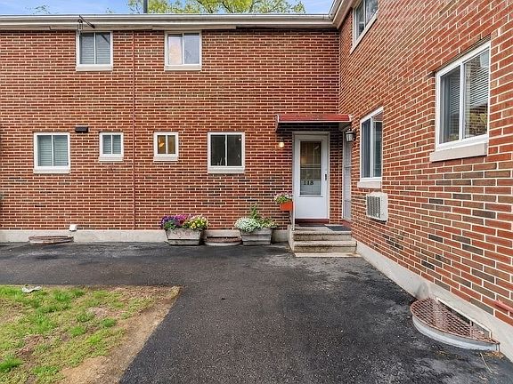 3rd image of 56 Morency St #Ff