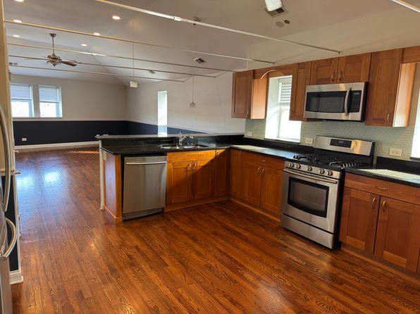 8865 Burlington Ave #3F, Brookfield, IL 60513 – 2-bedroom rental in Brookfield
