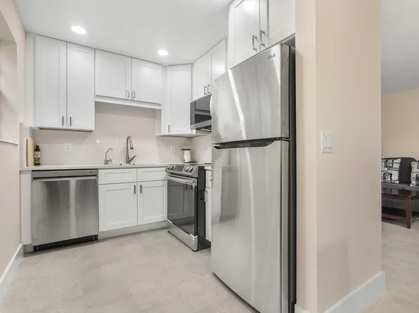 168 Farnham, Deerfield Beach, FL 33442