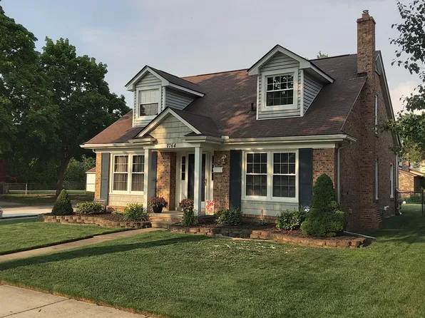 1764 Nightingale St W, Dearborn, MI 48128