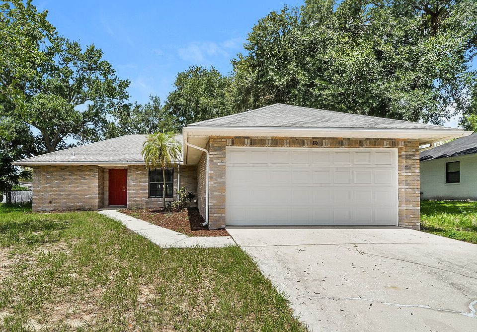 1st image of 801 Cambridge Way
