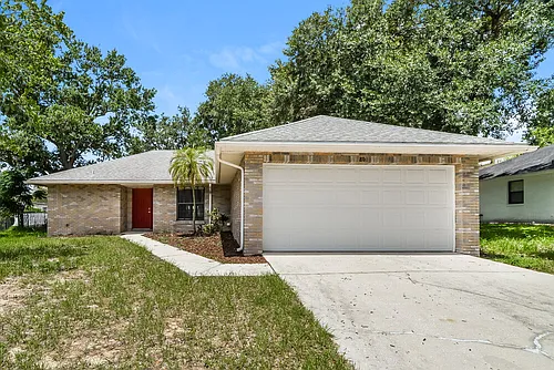 801 Cambridge Way Photo 1