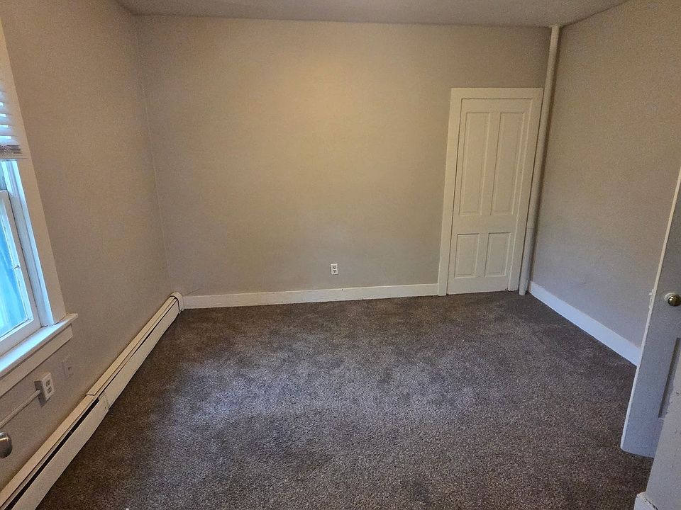 1st image of 411 Barney St #11580735