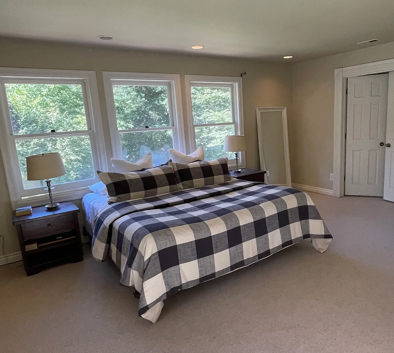 4 bed, 3468 sqft, $3,500 — Photo 3