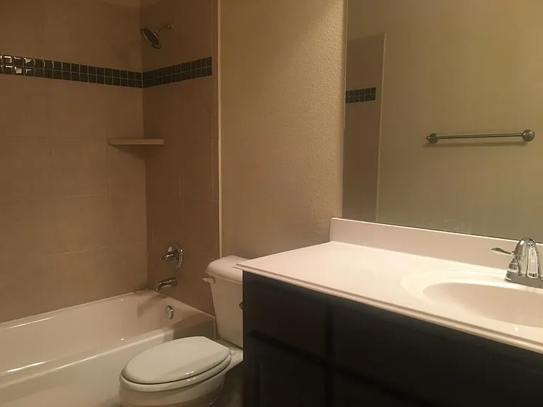 305 Santo Dr — Photo 20