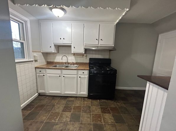 2 Bedroom Houses for Rent in Lancaster PA - 8 houses | Zillow