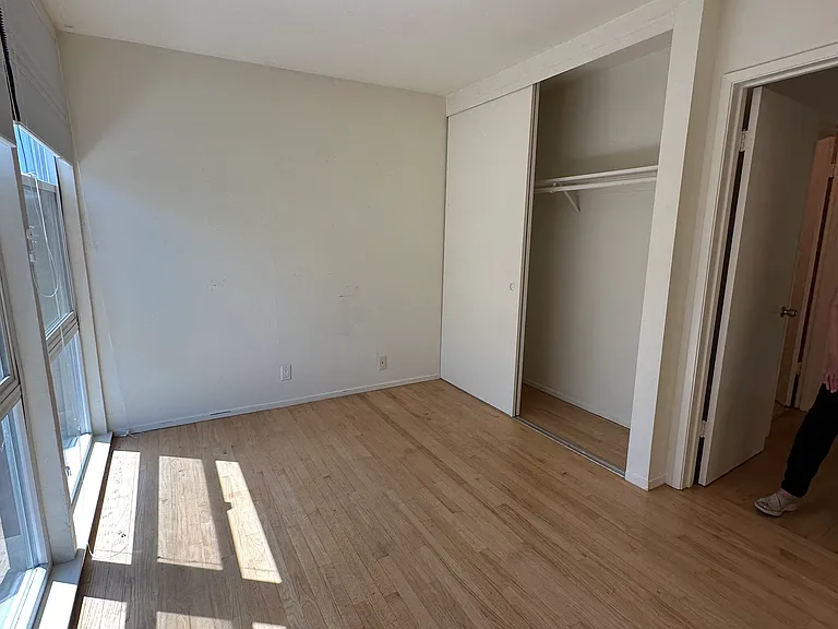 2020 Cedar St #8 — Photo 5