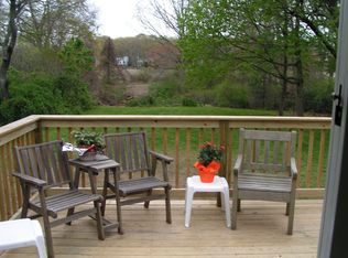 228 Maple Ave, Old Saybrook, CT 06475