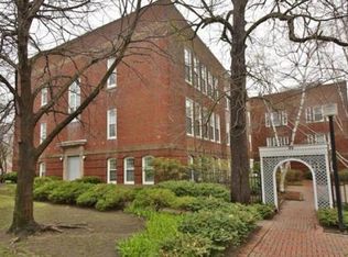 35 Walden St APT 3D, Cambridge, MA 02140