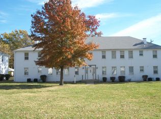 2113 SW Potomac Dr APT 6, Topeka, KS 66611