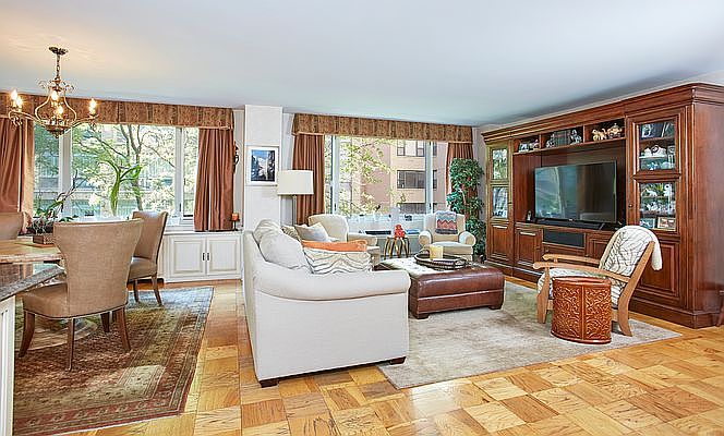 1st image of 130 W 67th St #5FG