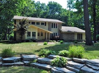 2450 Anita Dr, Brookfield, WI 53045