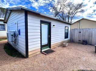 924 North St, Kerrville, TX 78028