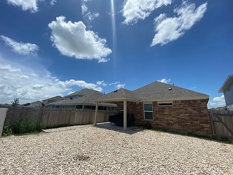 17115 Alturas Ave — Photo 25