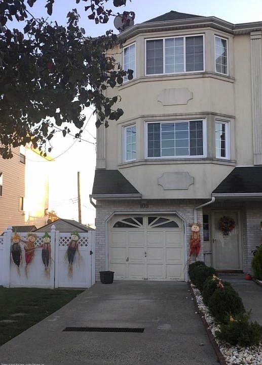 1st image of 103 Churchill Ave