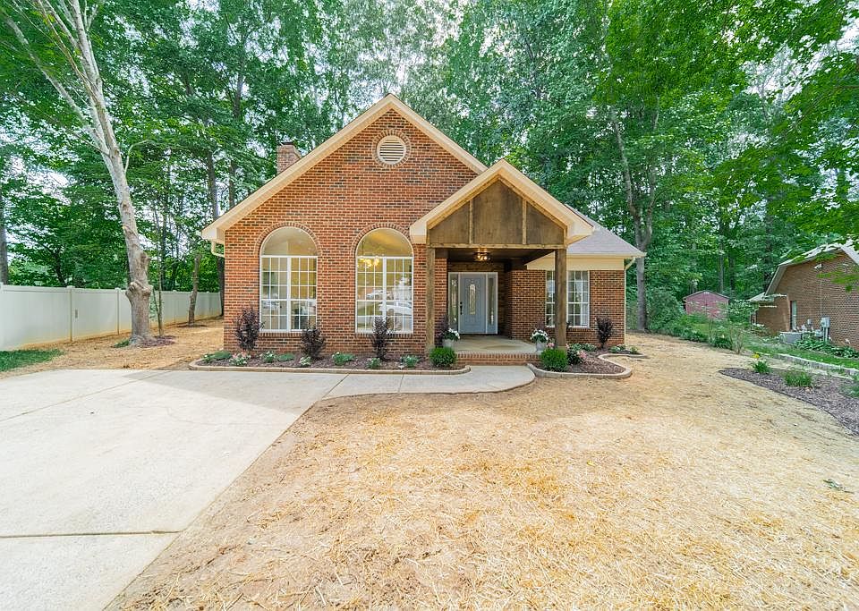 1st image of 8002 David Lee Ln