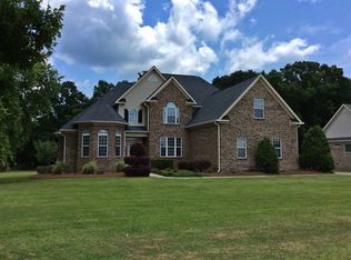 1005 Chattahoochee Dr, Bonaire, GA 31005