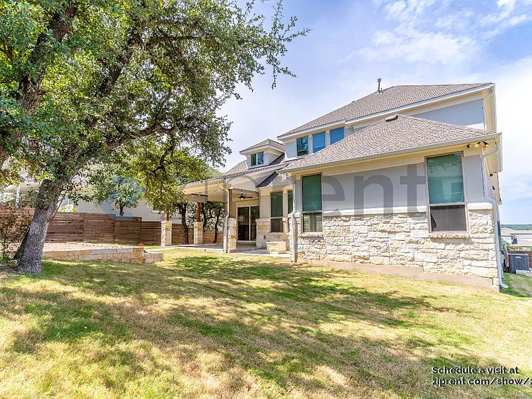 7601 Paruline Dr — Photo 24