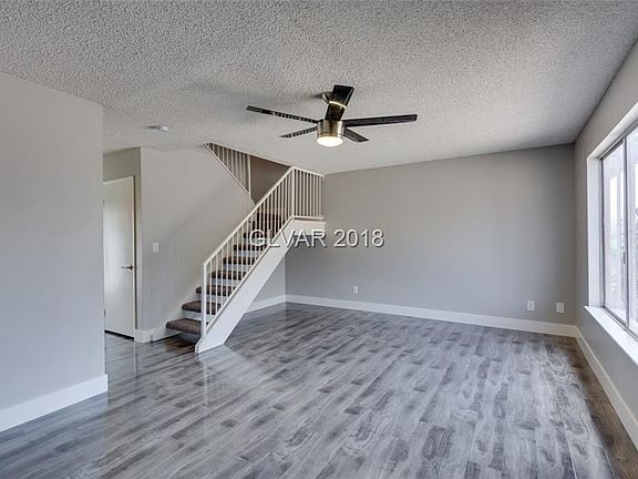 3rd image of 4016 Castleford Pl