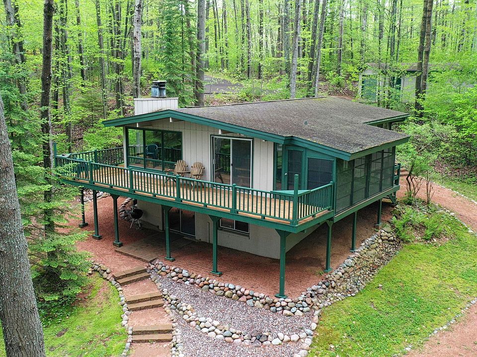 1st image of 8512 Pinewood Dr