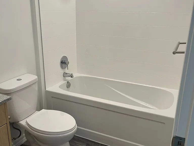 191 Elmira Rd S #104C — Photo 16