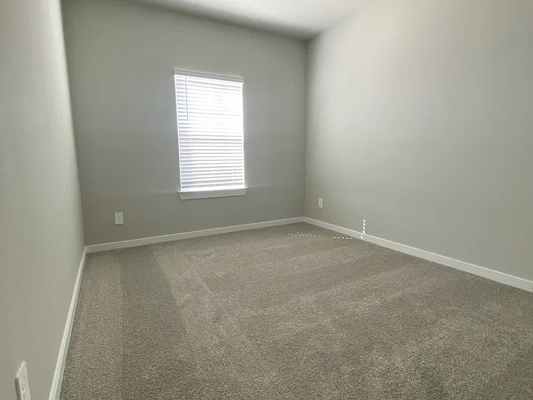 4112 Glowing Hearth Dr — Photo 18
