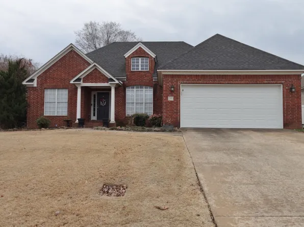 2505 Zoysia Ln, Conway, AR 72034
