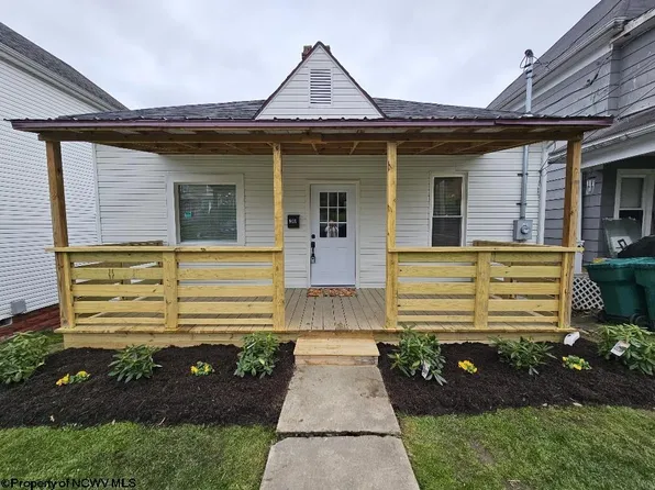 955 W Pike St, Clarksburg, WV 26301