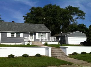 1017 N Hill St, South Bend, IN 46617