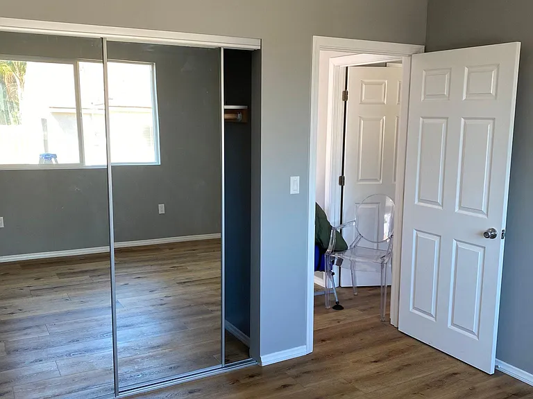 150 S Lotus Ave — Photo 11