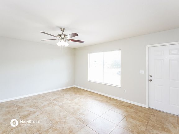 4th image of 2685 Pan American Blvd