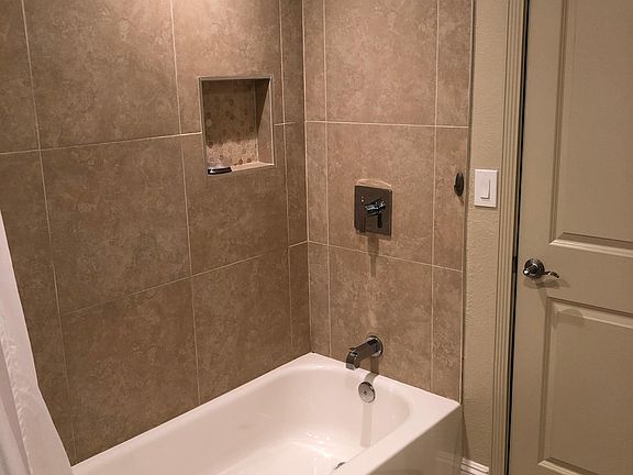 bath / shower combo
