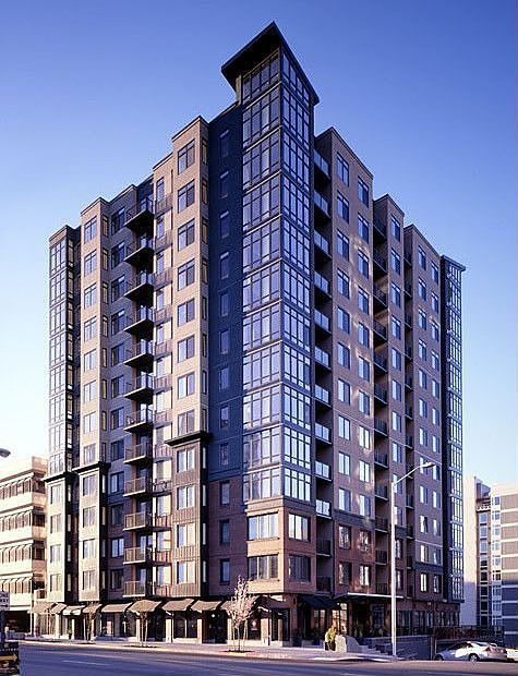 Beautiful Avenue One Building!