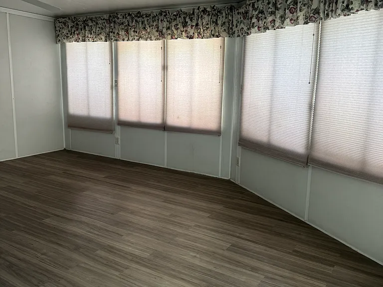 17628 Los Alamos St — Photo 12