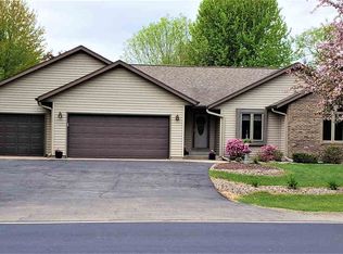 8402 Volkman St, Rothschild, WI 54474