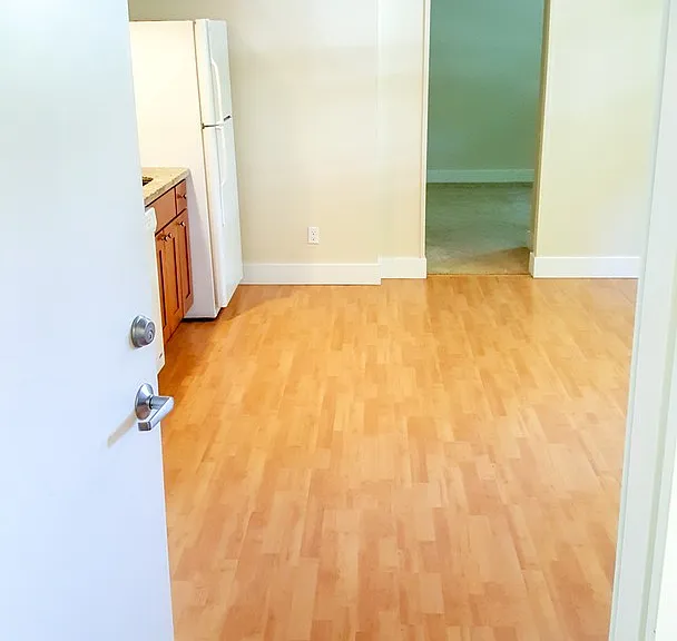 Tuscany Apartments — Photo 58