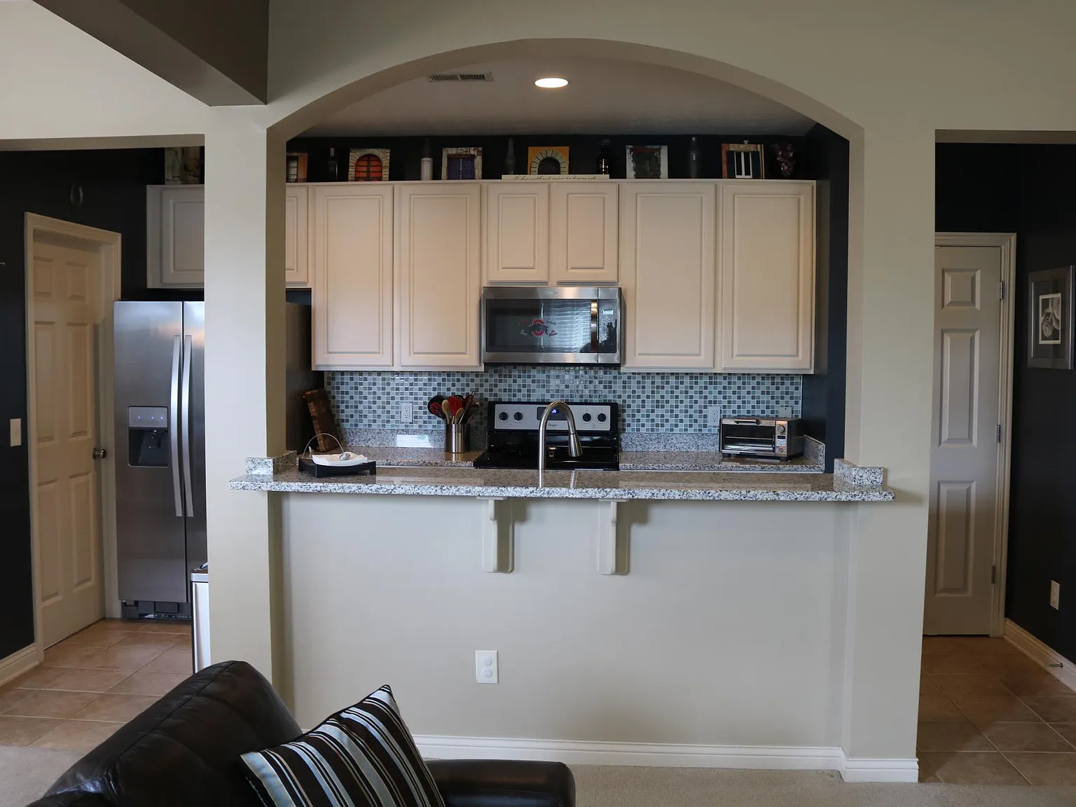 3 bed, 2.5 bath, 1704 sqft, $2,700 — Photo 4
