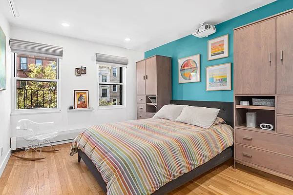 Sold by Douglas Elliman | media 15