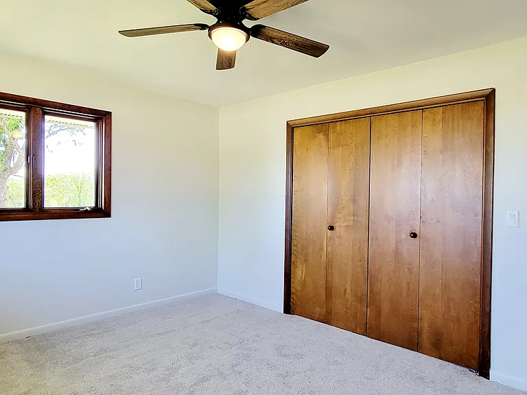 4194 Saint Catherine Rd — Photo 13