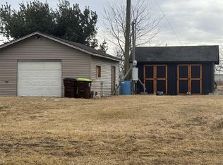 2795 Laberdee Rd, Adrian, MI 49221