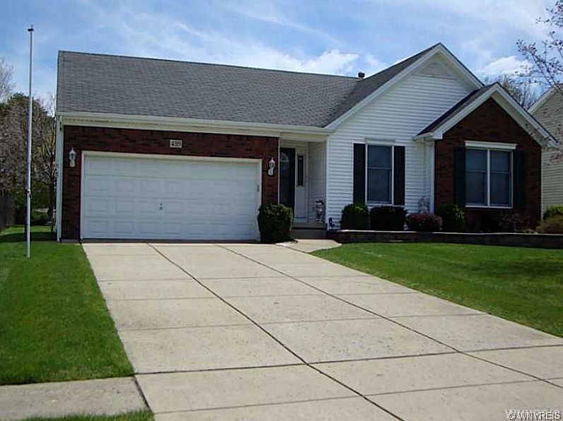 1st image of 4319 Manor Ln
