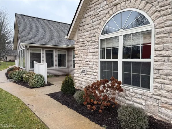 8815 Scotslanding Cir NW, Massillon, OH 44646