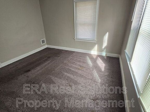 5th image of 189 Dana Ave
