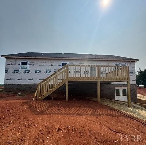 2nd image of 1807 Horseshoe Rd